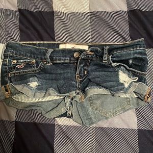 Denim Hollister short-short hip huggers